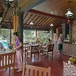 Bumas Hotel